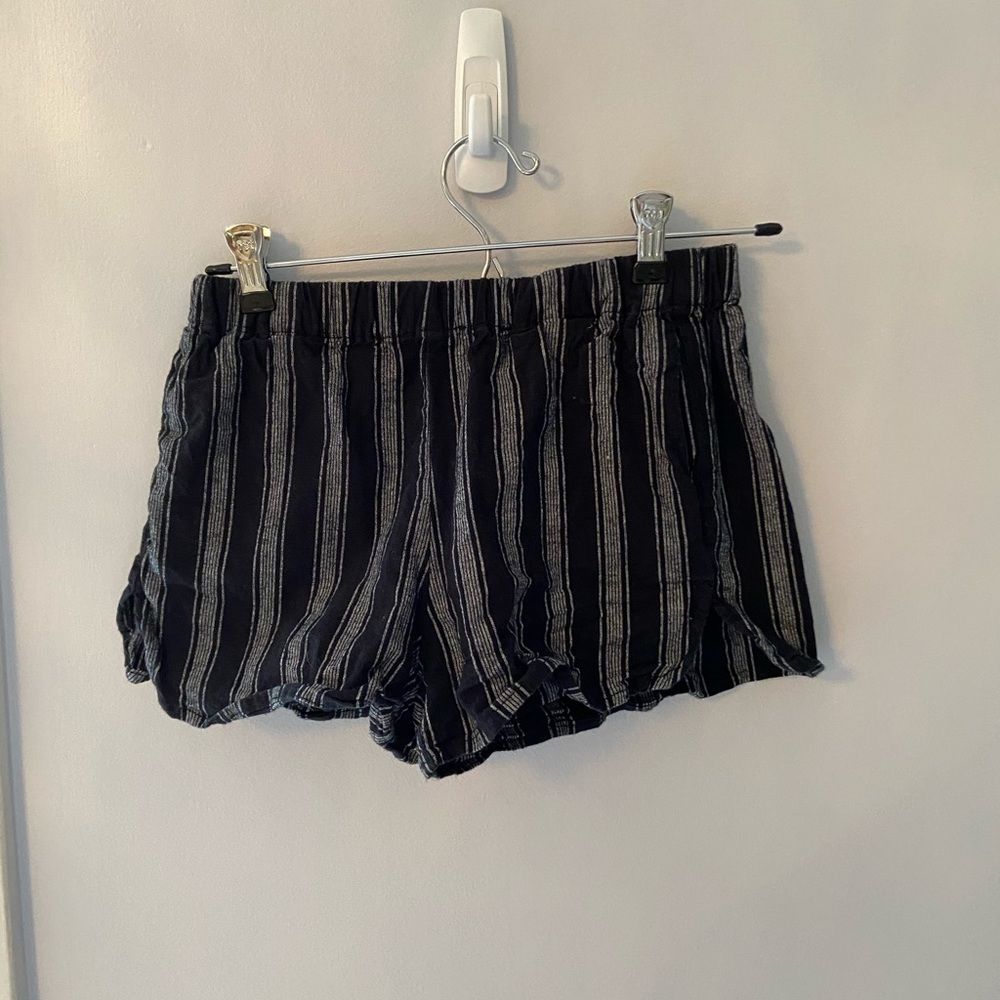 Brandy Melville Striped Shorts in a small